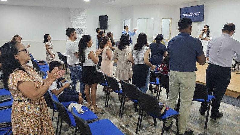 La Gracia De Dios - Iglesia Central AIC