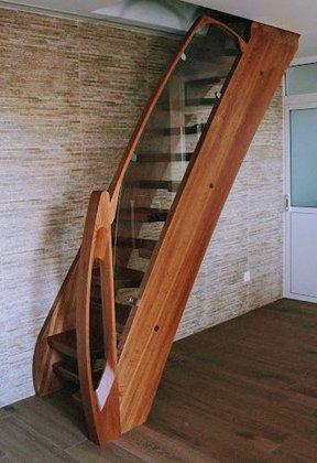 ESBAIS/ Escaleras y barandillas Iscar s.l