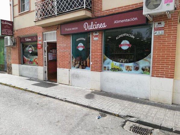 Panadería y golosinas Dulcinea