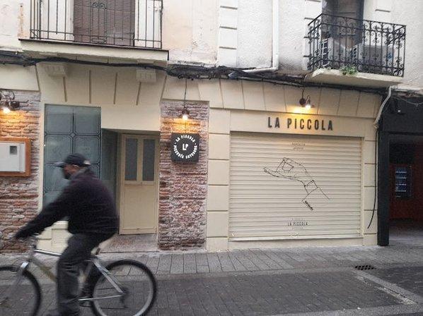 Pizzería Artesana La Piccola