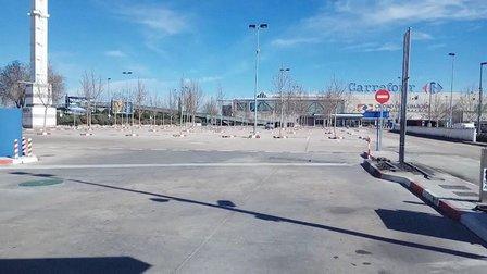 Parking Público Exterior Carrefour