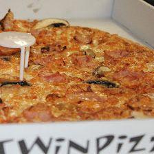 Twin Pizza