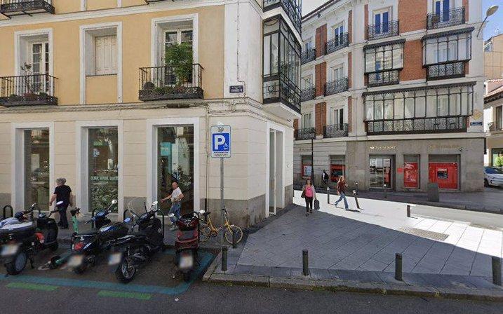 Párking de motos c/ Fernando VI - c/ Barquillo