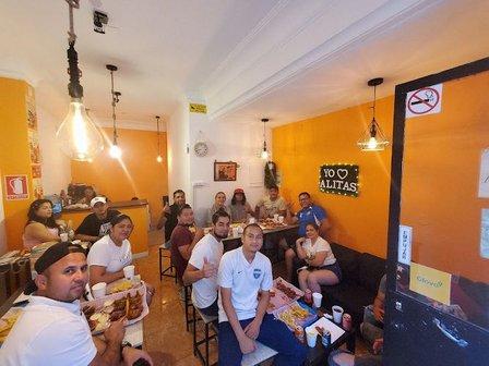 La Casa de las Alitas // Restaurante Hondureños en Madrid