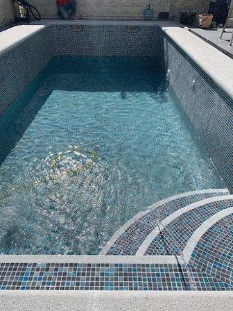 PISCINAS LUCENA, SL