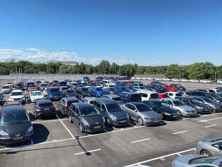 [P] Parking del Aeropuerto C/Zaorejas Madrid