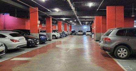 EMT - Car Park - Pedro Zerolo
