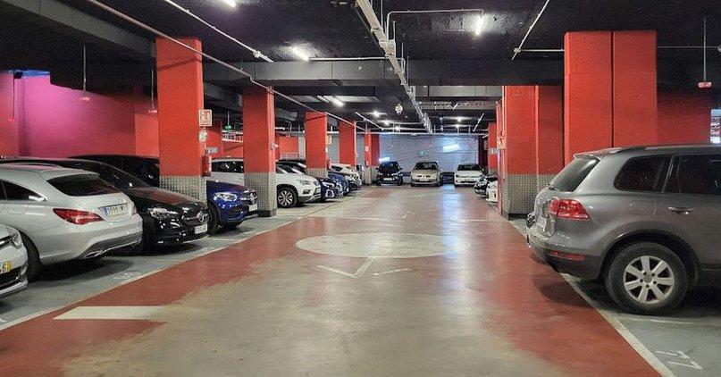 EMT - Car Park - Pedro Zerolo