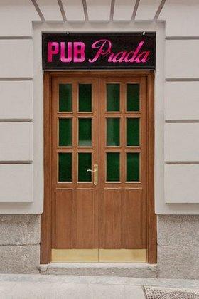 Pub Prada