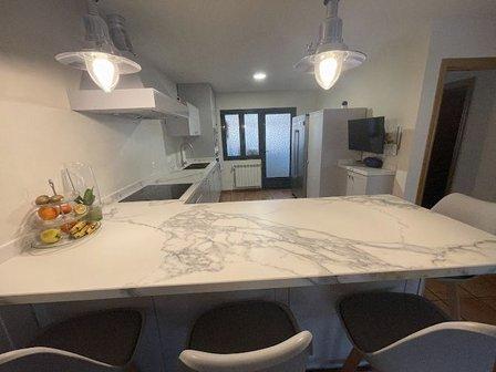 Mundoencimera - Muebles de Cocina y Encimeras a medida. Showroom en Humanes de Madrid y Alcobendas. Cita previa.