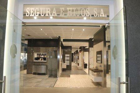 Segura e Hijos S.A HORARIO EXPOSICION de 9 a 14 y de 16 a 19h.