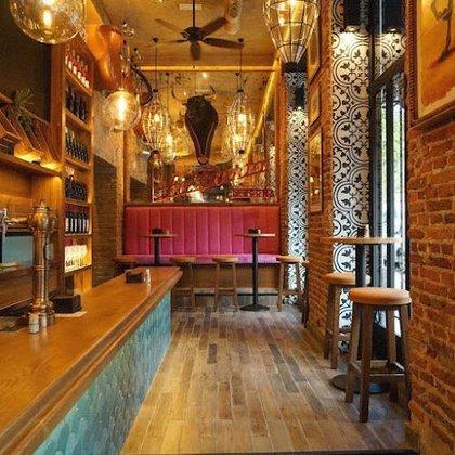 Taberna La Tienta, restaurante en ventas