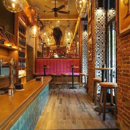 Taberna La Tienta, restaurante en ventas