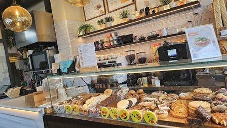 Santagloria Coffee & Bakery