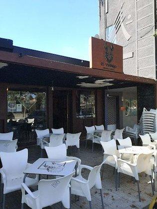 El Vikingo Brasas y birras // Hamburguesería en villaviciosa
