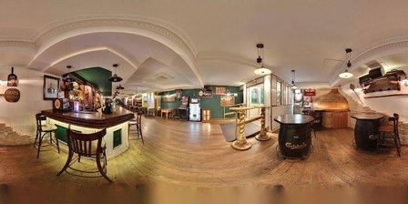 Moma Irish Tavern