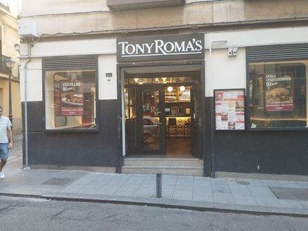 Tony Roma's