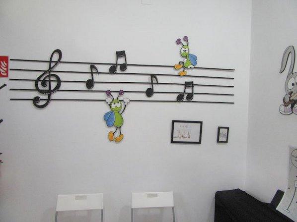 ESCUELA DE MÚSICA ANTONIO MORENO
