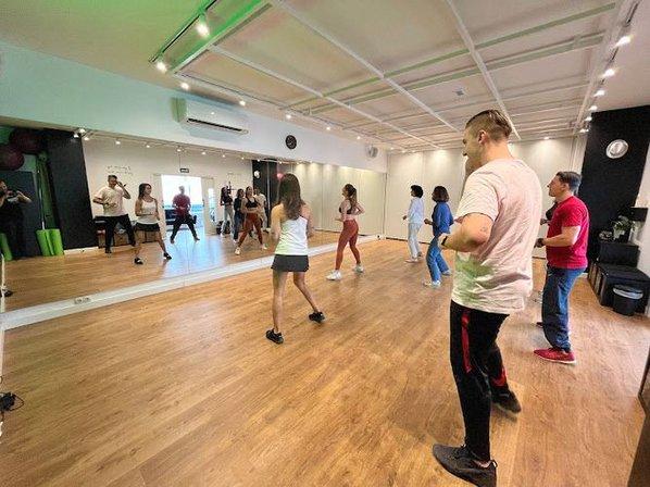 ATTITUDE academia de baile