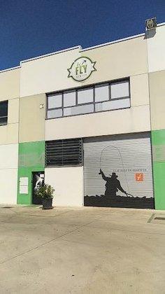 The Fly Center