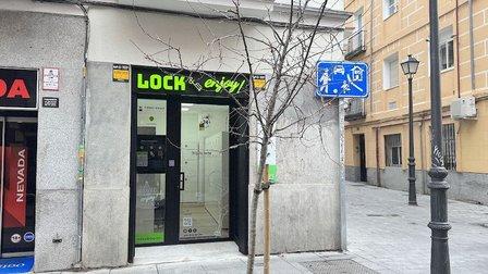 LOCK & enjoy! - Luggage storage in Plaza España