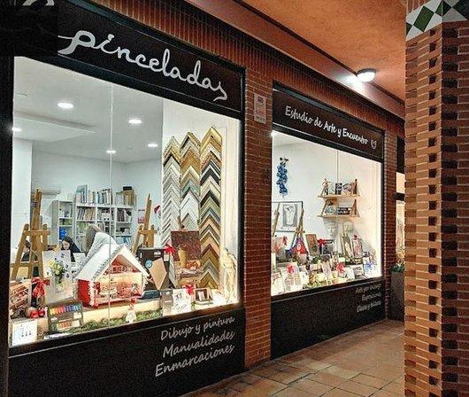 A Pinceladas