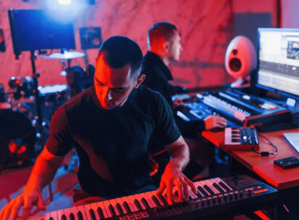 Zenit Comunidad Musical - Escuela de música y estudio de grabación