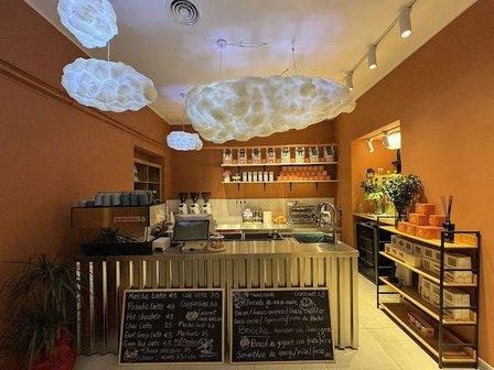 Omnia Pastelería | Specialty Coffee & Brunch