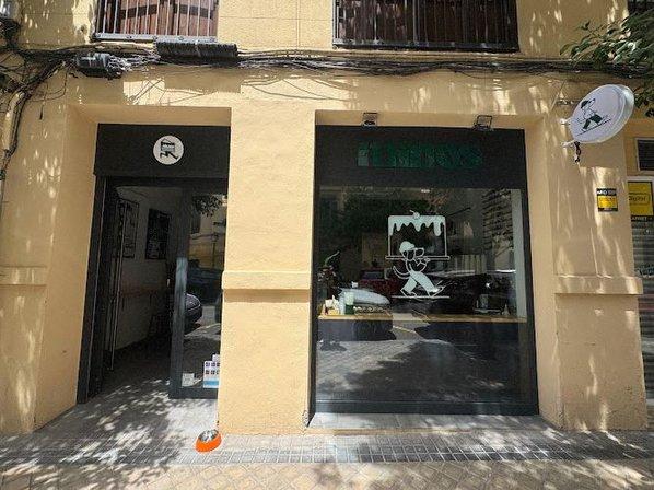 Minos Pastry & Specialty coffee
