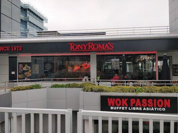 Tony Roma's