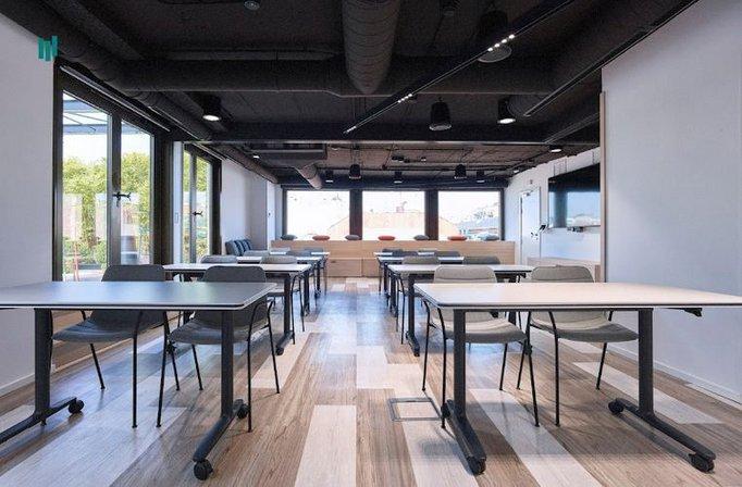 MEETING PLACE Luchana 23