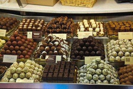 chocolatero Octubre Rojo