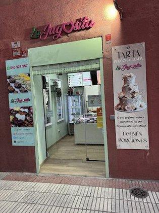 La Jugosita: pastelería y cafetería