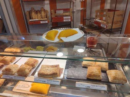 La Esquina de Moratalaz Panadería Repostería Pasteleria