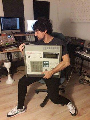Prodige Studio Lab (Cursos Con Ableton Live todo Niveles, Mixing & Mastering)