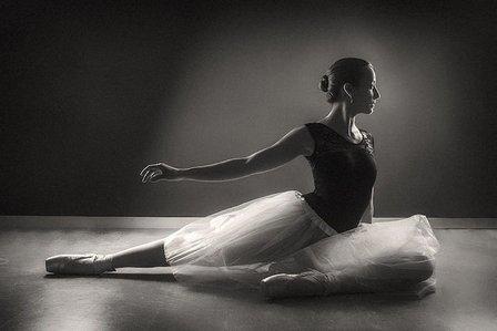 Escuela de Danza "Raquel Galán"