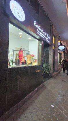 Velez-Per, Schools of Design and Fashion