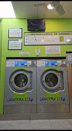 Lavanderia Autoservicio CE Colada Express