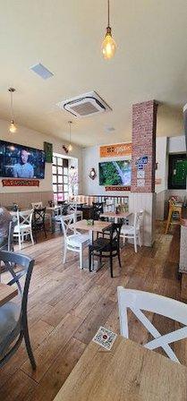 87 Millas Sport Bar