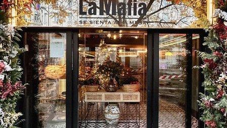La Mafia se sienta a la mesa