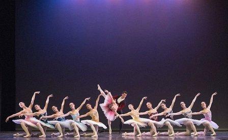 Carmina Ocaña and Pablo Savoye Ballet School