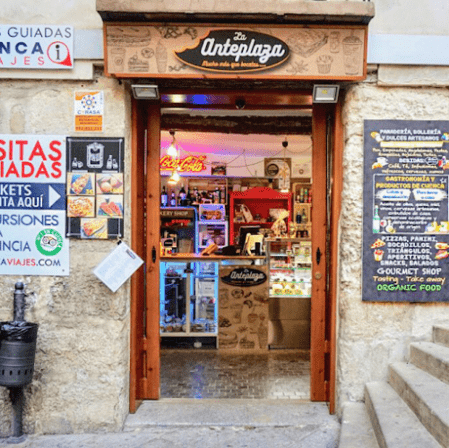 LA ANTEPLAZA Gourmet Coffee Shop
