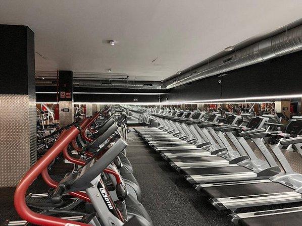 Gimnasio Holiday Gym Goya