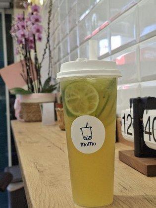 MOMO BUBBLE TEA Bebidas de Té con Leche y Perlas de Tapioca