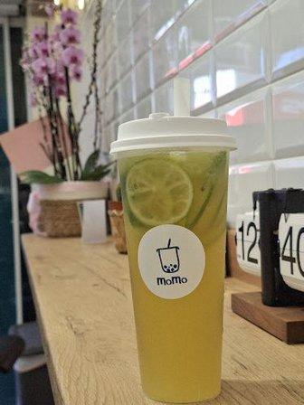MOMO BUBBLE TEA Bebidas de Té con Leche y Perlas de Tapioca