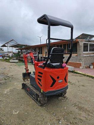 REVI Machinery - Miniexcavadoras | Carretillas elevadoras | Dumpers | Maquinaria y accesorios