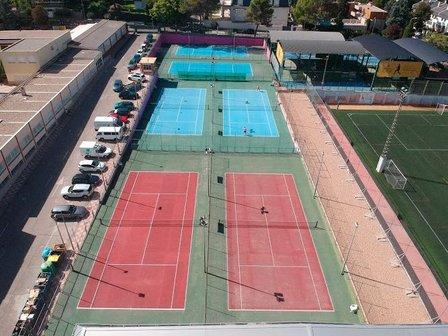 Escuela de Tenis y Pádel JMO