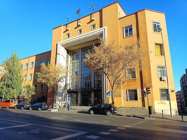 Escuela Técnica Superior de Ingeniería y Diseño Industrial
