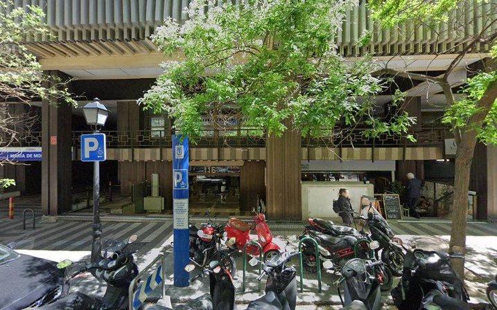 EIAF International School of Administration and Finance