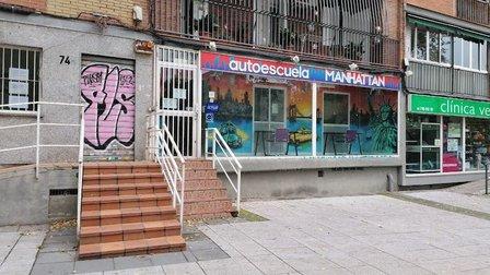 AUTOESCUELA MANHATTAN
